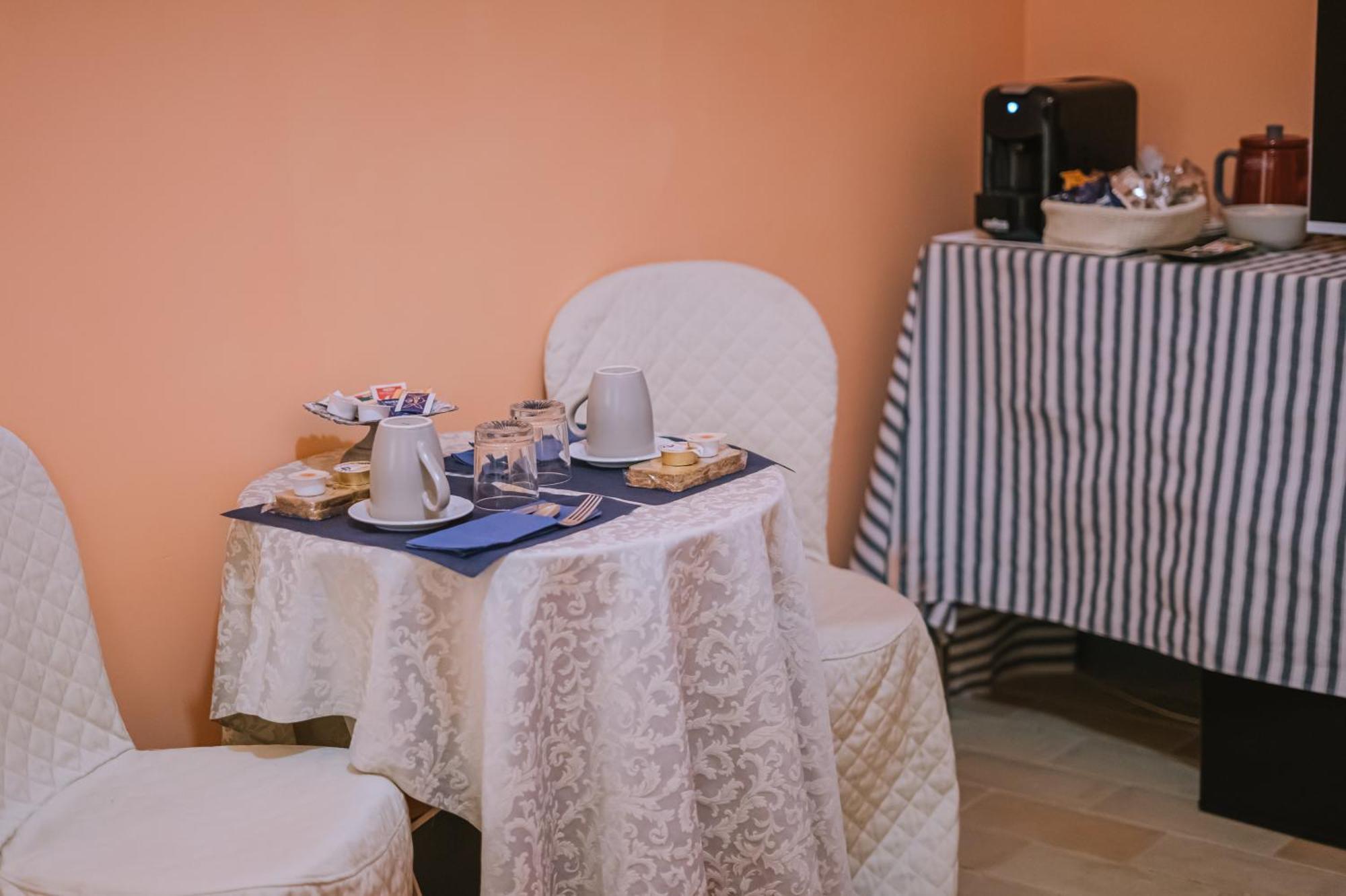 פרמו Palazzo Romani Adami מראה חיצוני תמונה